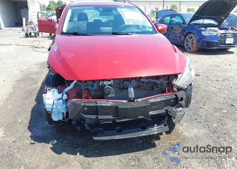 2018 Toyota Yaris Ia z USA, uszkodzony, nr VIN 3MYDLBYV9JY319927